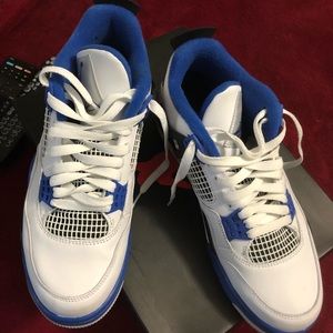 Jordan Retro 4